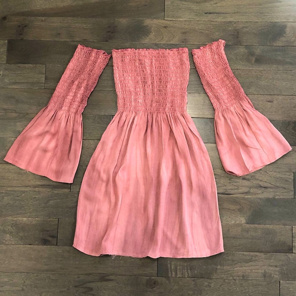 Dusty Rose Off the Shoulder Babydoll Dress w/ Detached Bell Sleeves - Size: XS